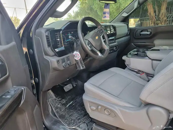 سلفرادو 2023 12