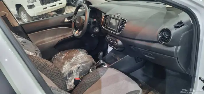 كيا بيجاس 2026 نص فل شاشة 7