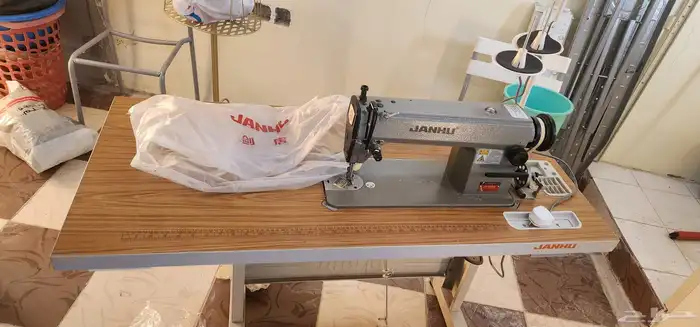 ماكينة خياطة 0