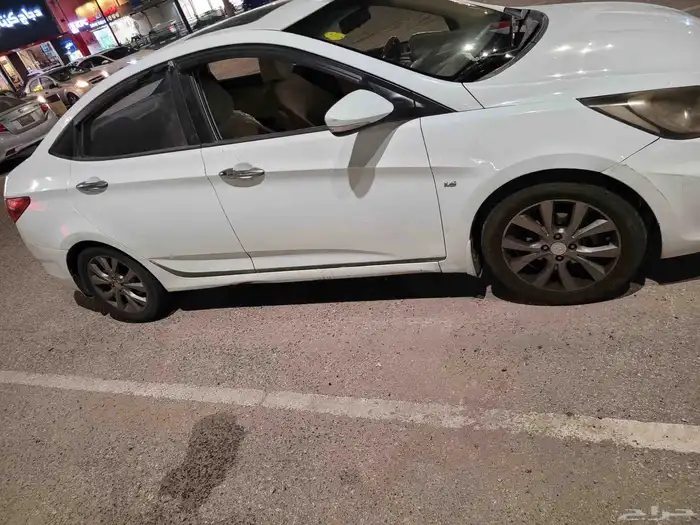 هيونداي اكسنت 2013 قير اوتماتيك بنزين الممشى  285 ألف كيلو ا 3