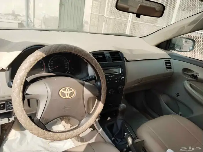 تيوتا كرولا 2008 مفحوصه و مجدده قير عادي ماكينه 100 و قير 5