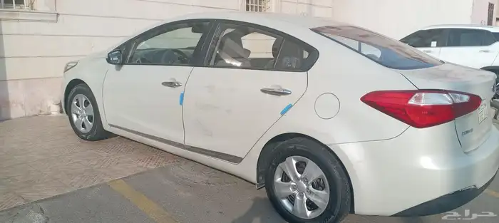 كيا سيراتو 6