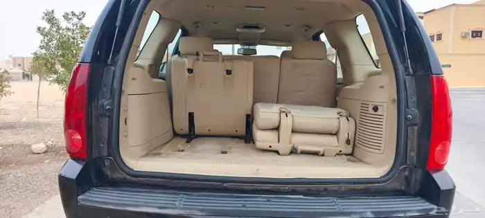 جي ام سي يوكن موديل 2010 8