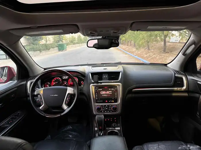 GMC أكاديا دينالي 2014 11