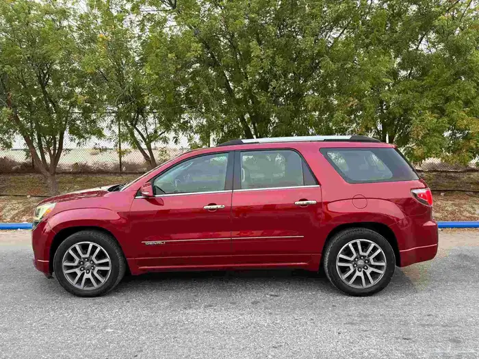 GMC أكاديا دينالي 2014 6
