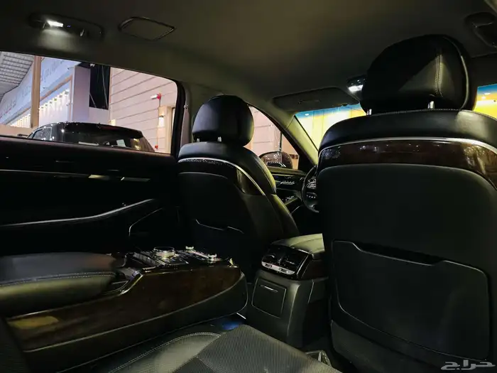 جنسس G 90 2016 بحاله ممتازه 12