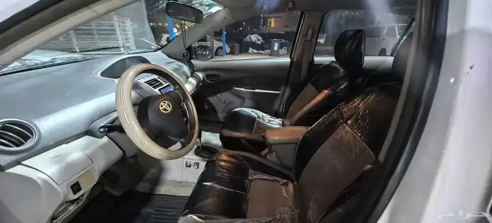 تويوتا يارس 2013 9