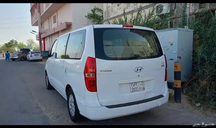 اتش ون هونداي سبعه راكب موديل 2013 0