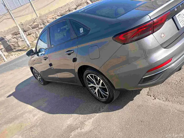 جيلي امجراند Gs 8