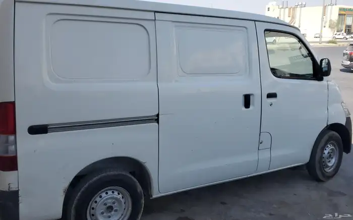 ديهاوسو فان حوض موديل 2010 3