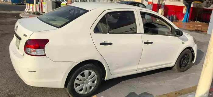 تويوتا يارس 2013 2