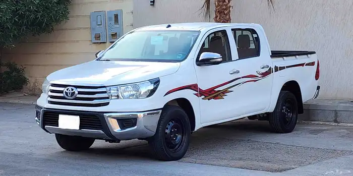 تويوتا هايلوكس 2017 ( بدون دبل ) 1