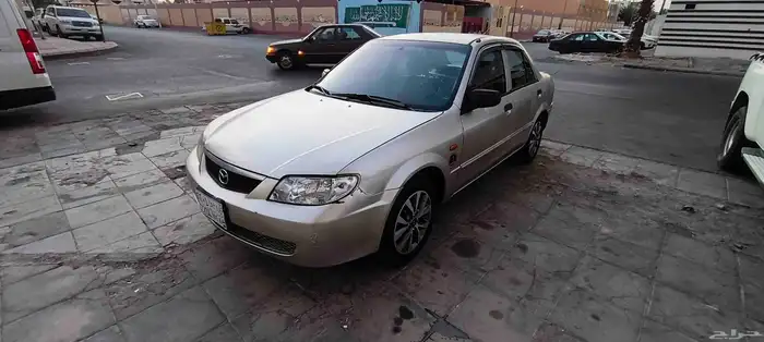 مزدا 323موديل 2004 2