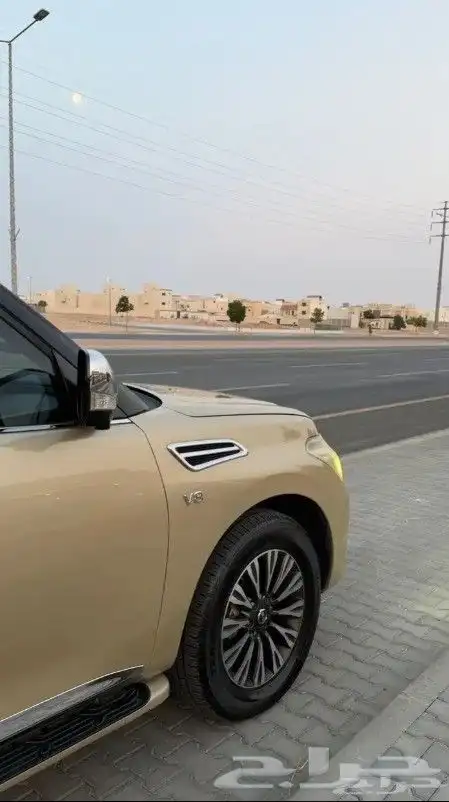 للبيع  نيسان باترول بلاتينيوم 2014   فل كامل 11