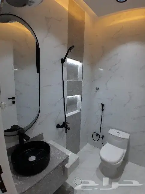 للبيع شقه دور ثاني مصعد راكب جاهز تشطيب راقي درة الموسي 14