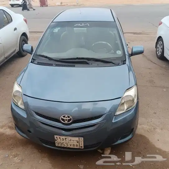 ياريس تويوتا 2010 قير اتوماتيك 4