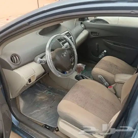 ياريس تويوتا 2010 قير اتوماتيك 1