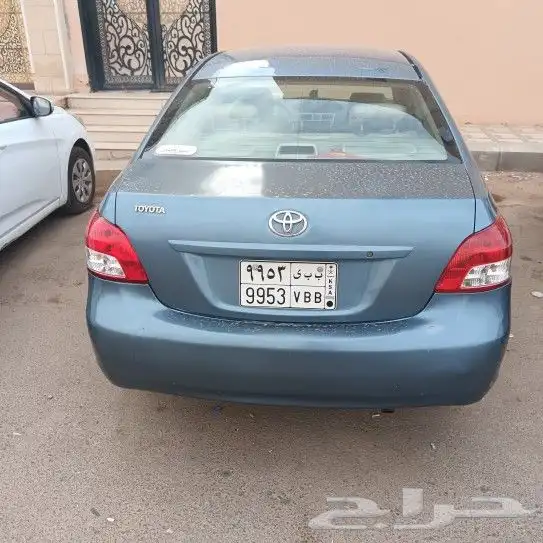 ياريس تويوتا 2010 قير اتوماتيك 3