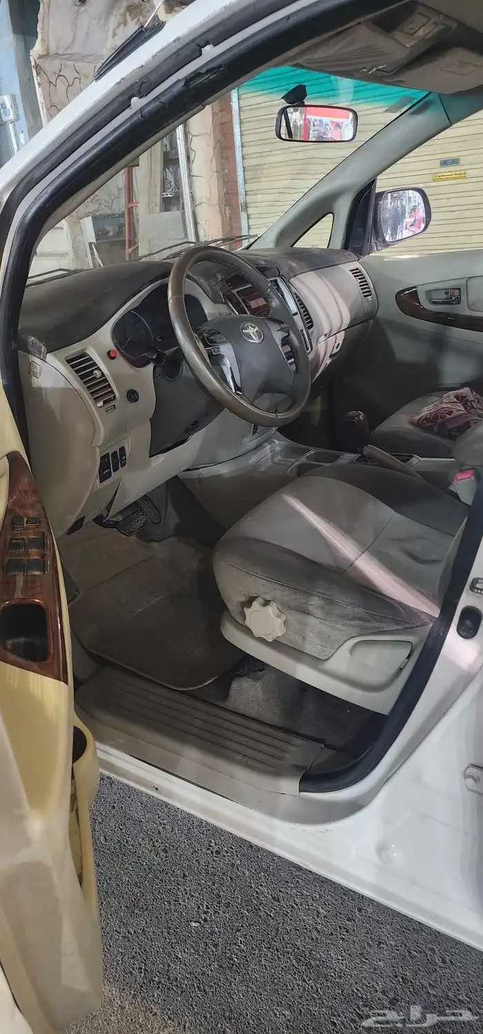 للبيع انوفا2013 6