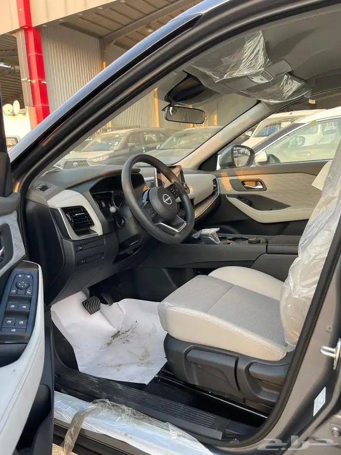 نيسان اكس تريل 2026 استاندر دبل 5 مقاعد 5