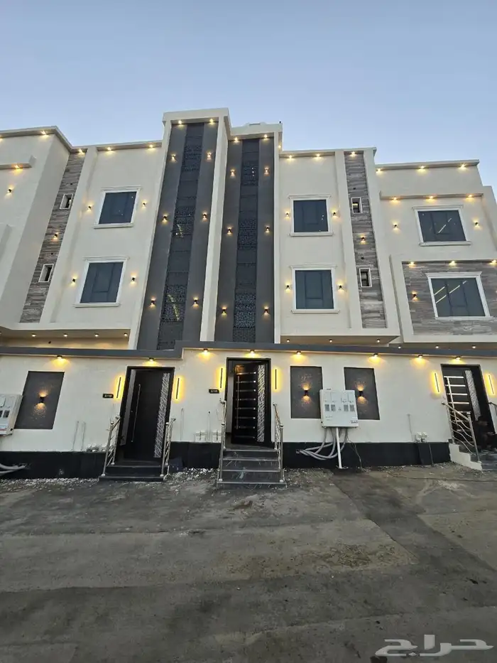 للبيع شقه دور ارضي تمليك تشطيبات فاخره بسعر 550الف 0