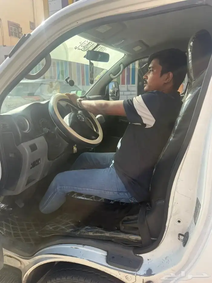 نيسان فإن بضاعة 8