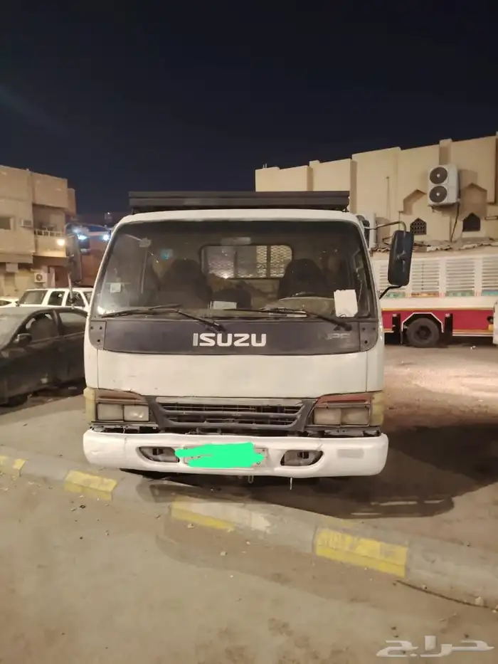 دينه ايسوزر موديل 2000 للبيع محركات نظيفه الموقع الرياض 0