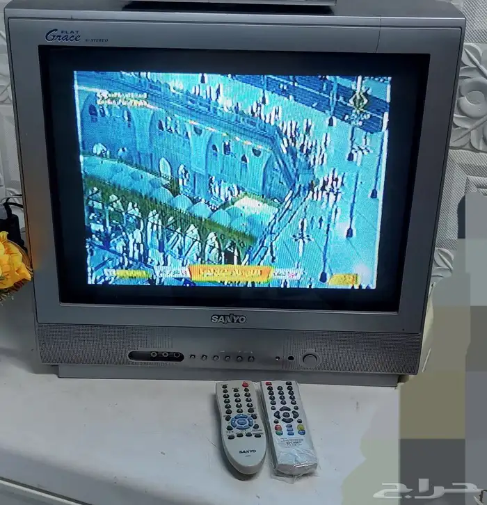 شاشة تلفزيون مع رسيفر قنوات 5