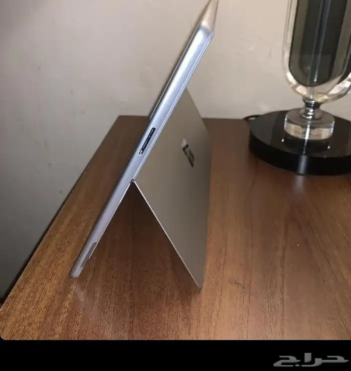 مايكروسوفت سيرفس برو 10 جديد درجة رجال الاعمال 0