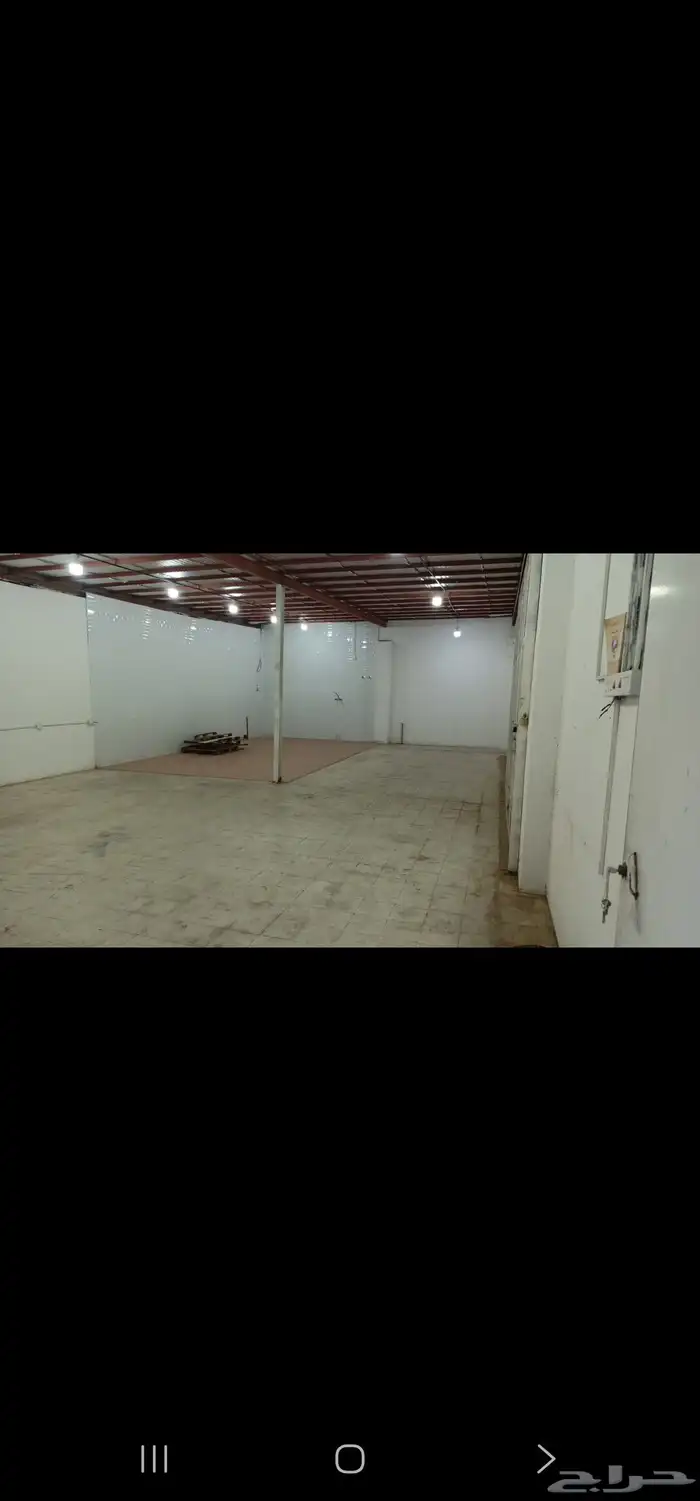 مستودع 14 في 11 0