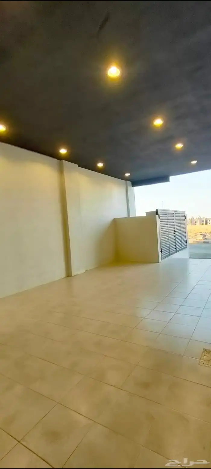 للبيع شقق علويه موقع مميز ابها جراح خاص غرفة حارس سطح خاص 3