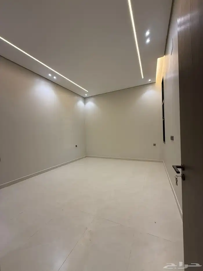 للبيع شقق علويه موقع مميز ابها جراح خاص غرفة حارس سطح خاص 12