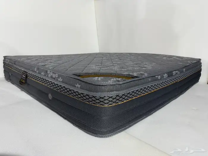 مفروشات مراتب اسفنج مخده سرير بطانية لحاف 1