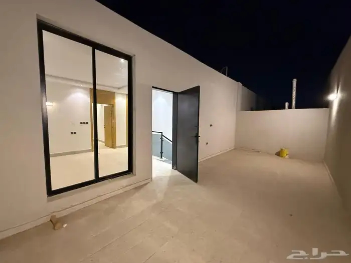 فيلا تاون هاوس مساحة 300 م بحي طويق بسعر 950 الف 23