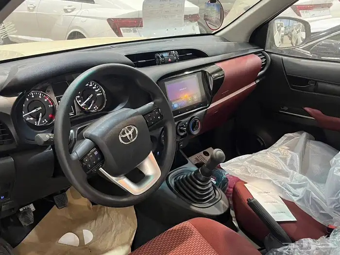 (تويوتا هايلوكس غمارة 2026) 6