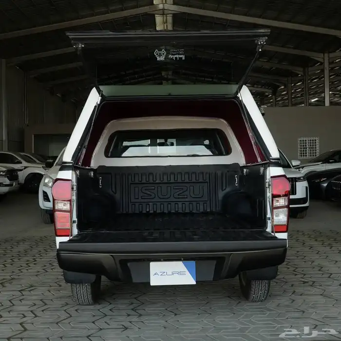 ايسوزو ديماكس غمارتين ستاندر دبل 2025 4