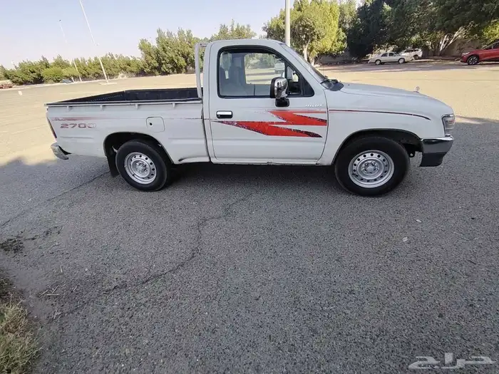 للبيع هايلكس موديل 1999 1