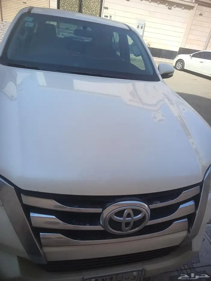 جيب فورنشر موديل 2017 ممشى 300 الف 1