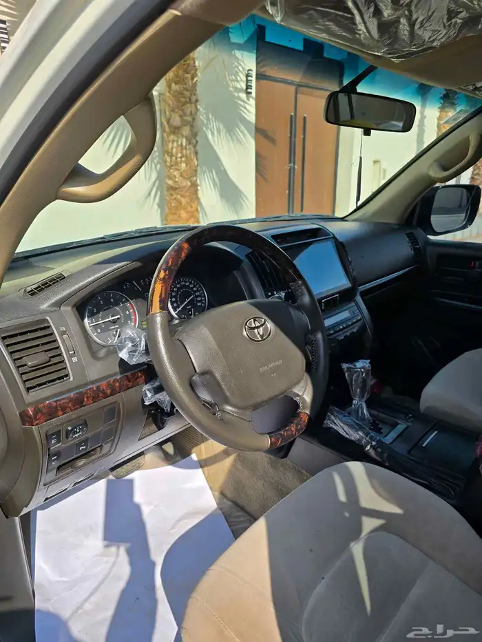 لاندكروزر سته سلندر نص فل 2008 9