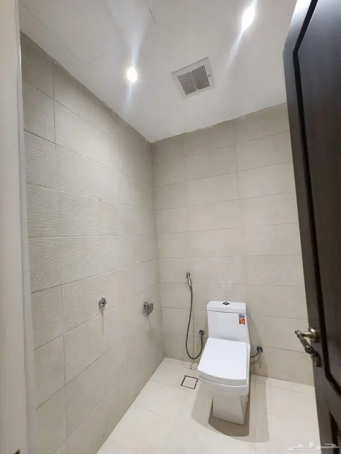 للايجار فيلا في حي الصواري ابحر تشطيب فاخر مودرن 8