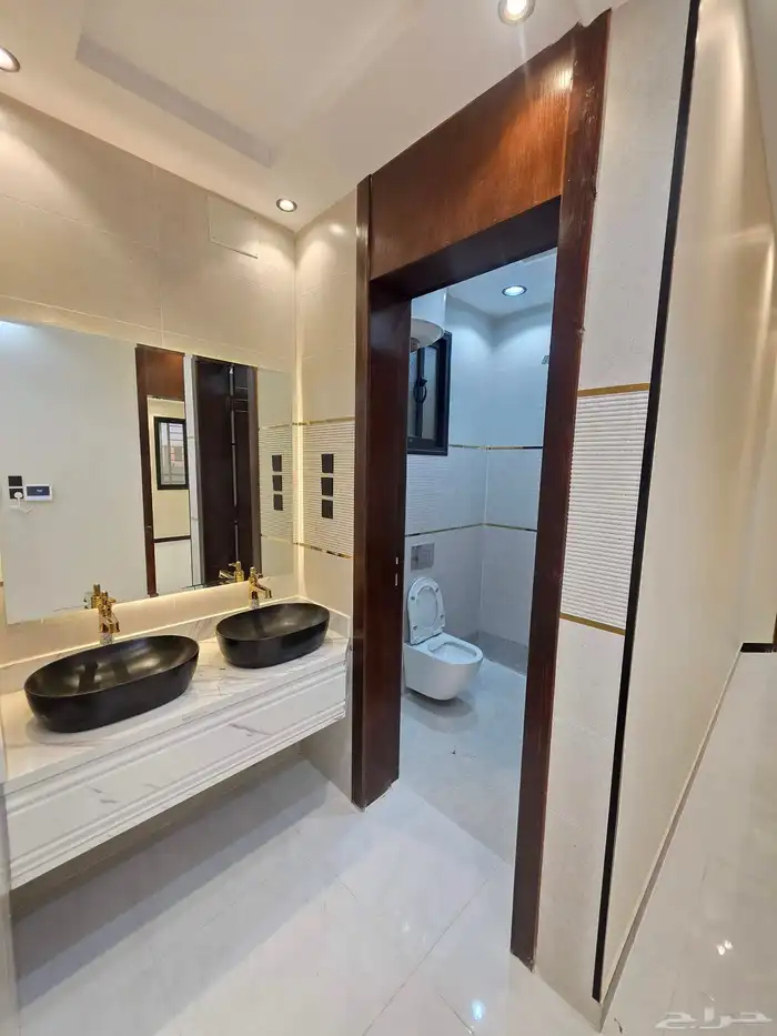 للبيع روف علوى مع ملحق تشطيب فاخر بحى درة الموسى خميس مشيط 13