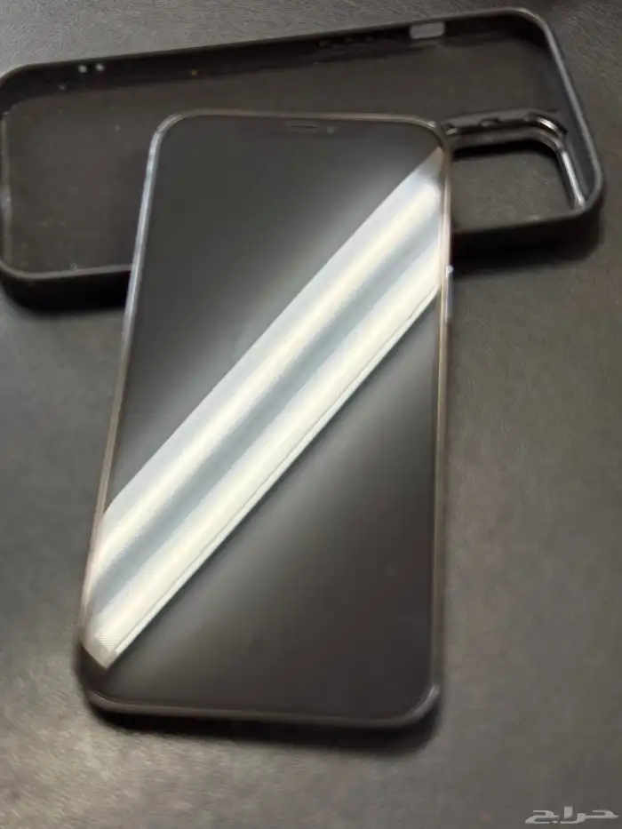 ايفون 12 برو ماكس 128 نظيغ جدا لا خدش بدون ملاخظات 0