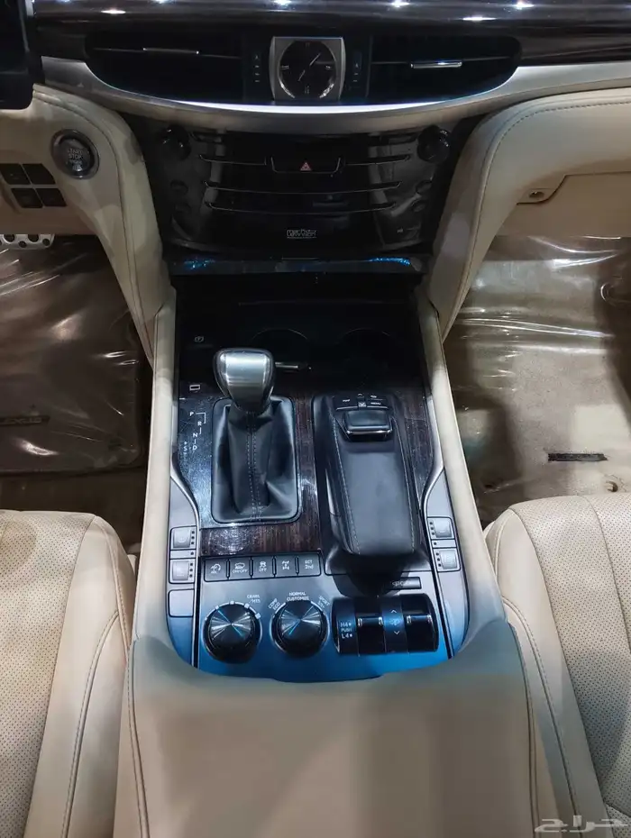 للبيع لكزس 2019 اسبورت سعودي فل كامل ثاني مالك 10