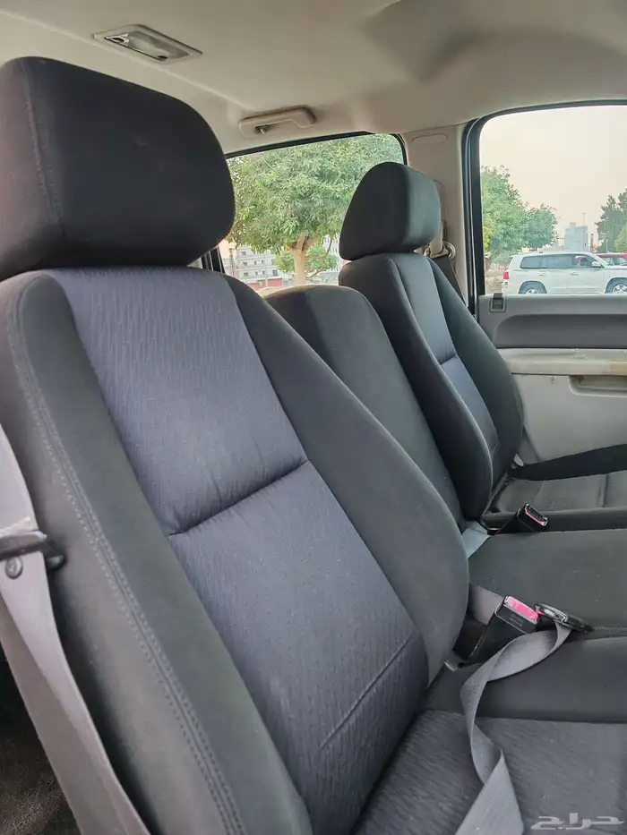 شيفرولية سلفرادو HD2500 طويل مخزن 2012 44