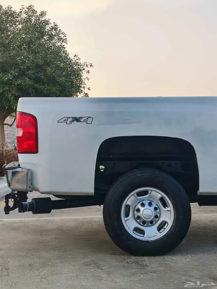 شيفرولية سلفرادو HD2500 طويل مخزن 2012 16