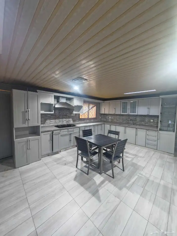 مطبخ 5ف7 سعر الشراء 22 الف سعر البيع 5500 للتواصل 0