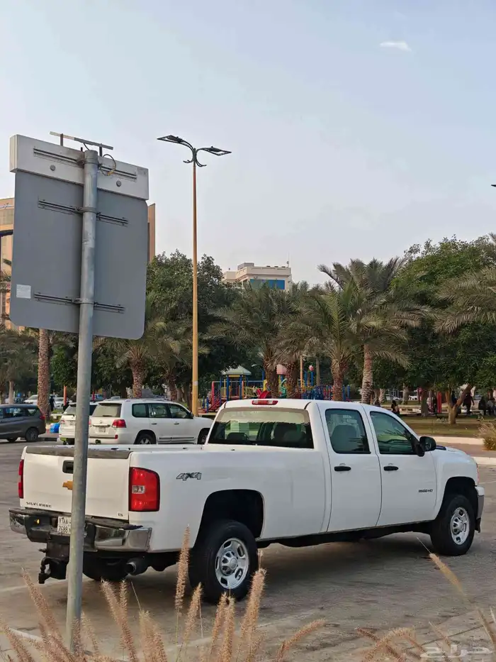 شيفرولية سلفرادو HD2500 طويل مخزن 2012 18