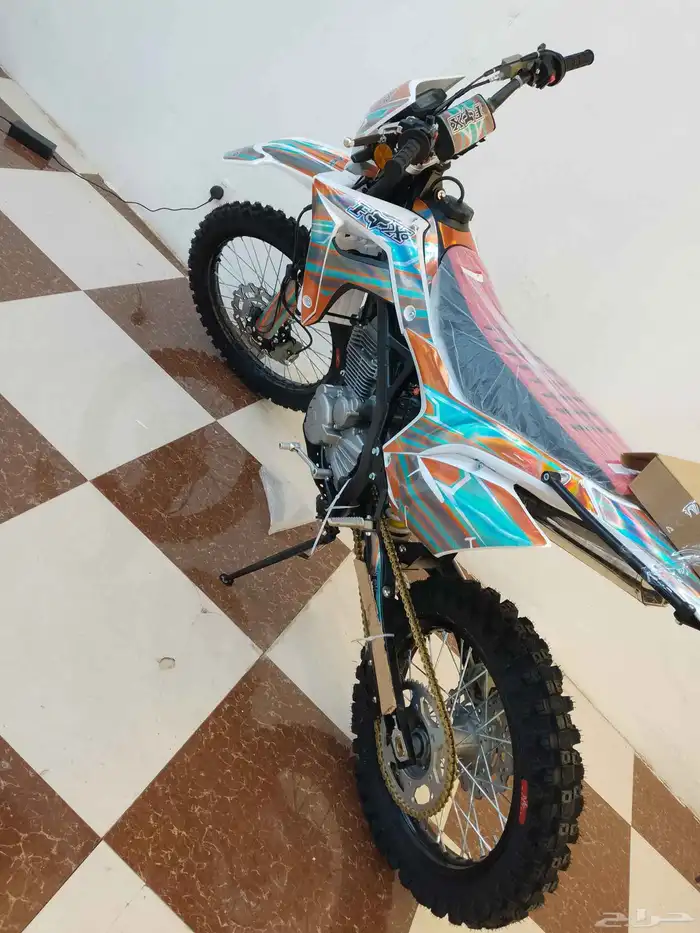 دباب صحراوي بنزين 2500 5