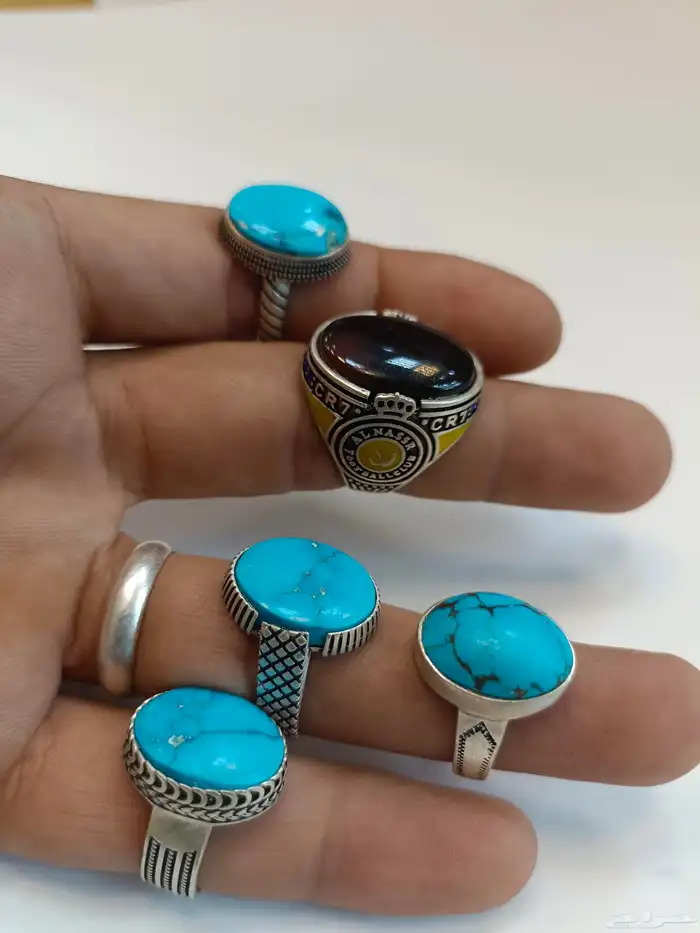 خواتم فيروز سيناوي مع خاتم شعار نادي النصر 0