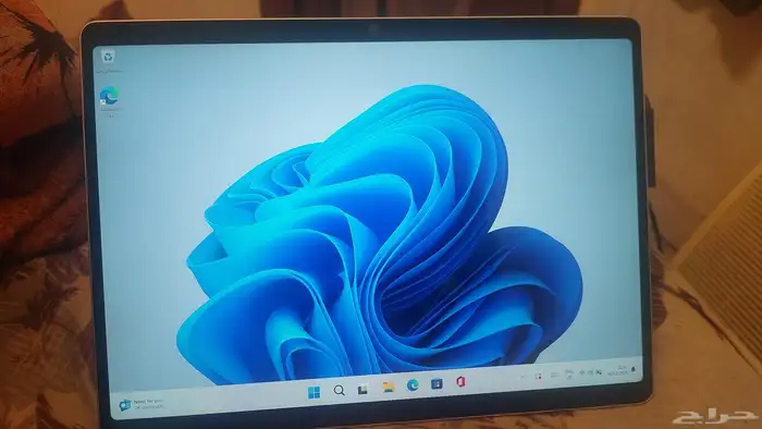 مايكروسوفت سيرفس برو 10 جديد درجة رجال الاعمال 7